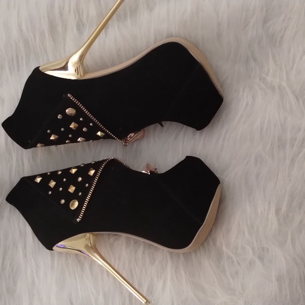 Shoe girls heel boots size 37